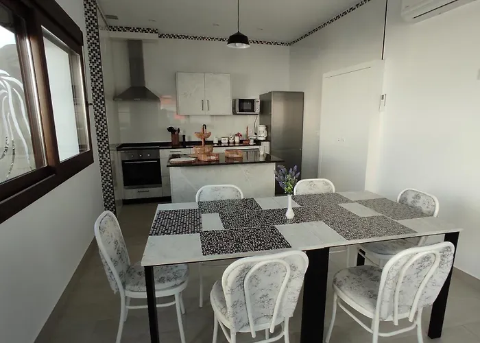 Elenyr Calera de Leon