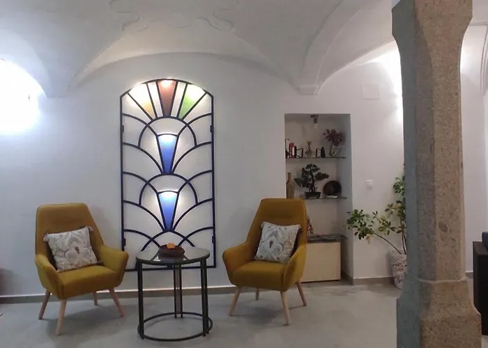 Elenyr * Calera de Leon