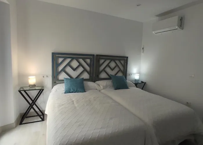 Holiday home Elenyr *